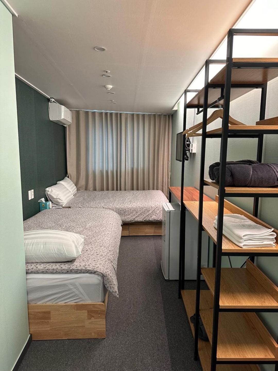 R Guesthouse Jongmyo Szöul Kültér fotó