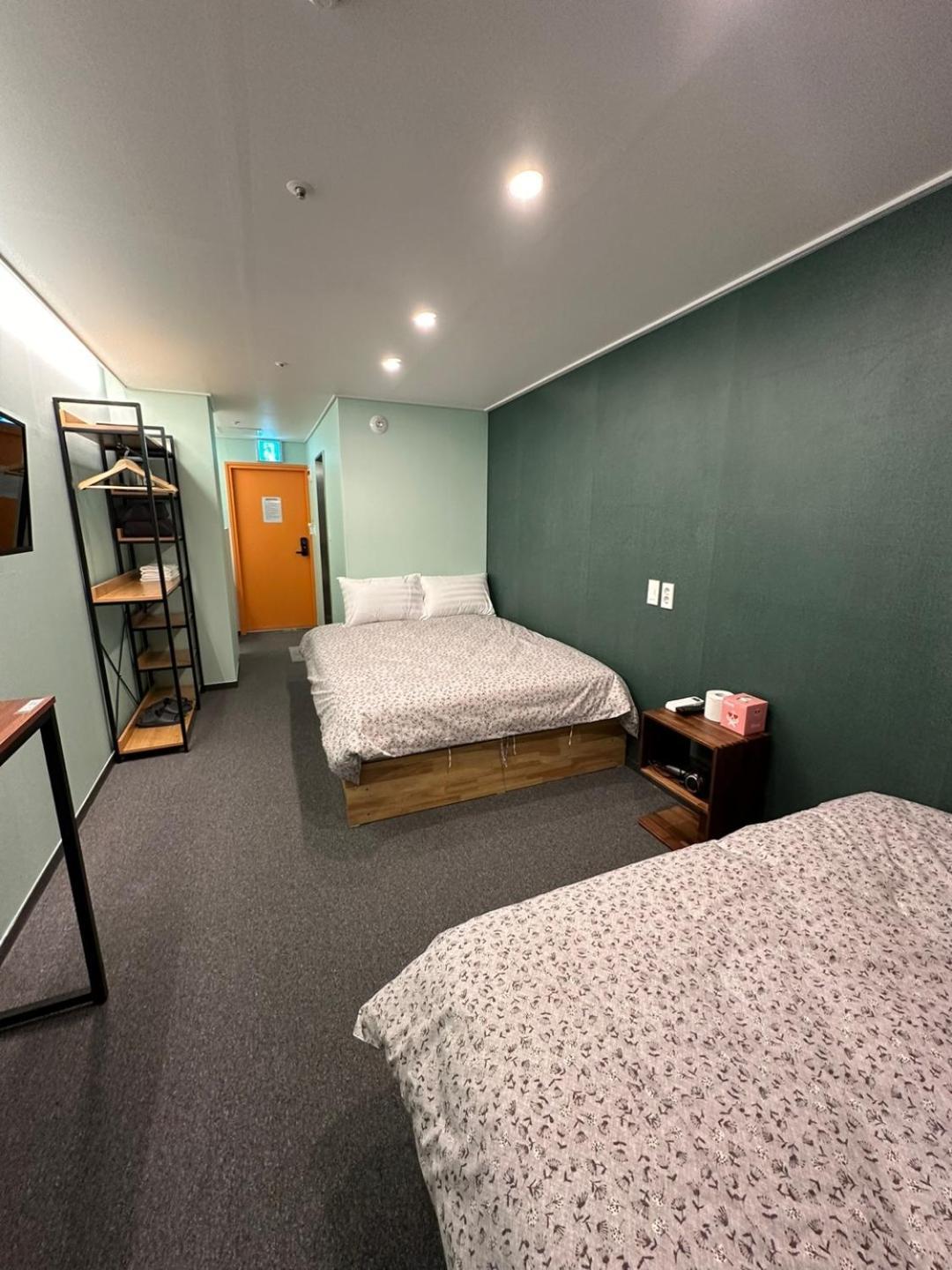 R Guesthouse Jongmyo Szöul Kültér fotó
