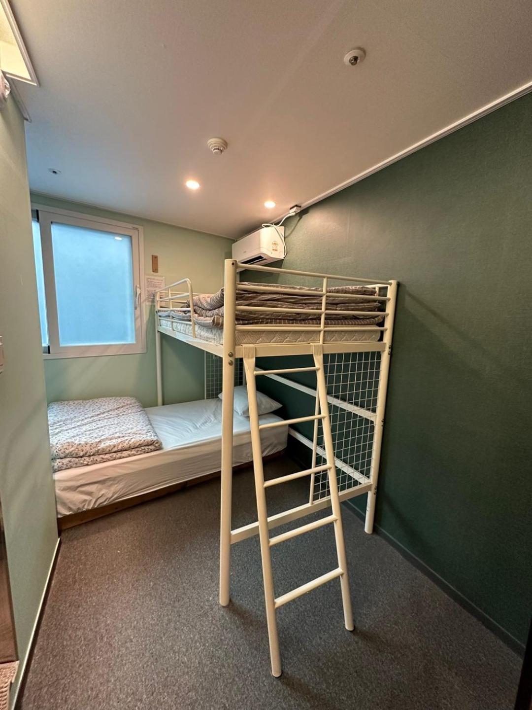R Guesthouse Jongmyo Szöul Kültér fotó